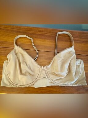 Victoria’s Secret unlined bra